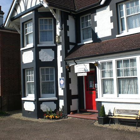 هورلي Melville Lodge Gatwick المظهر الخارجي الصورة
