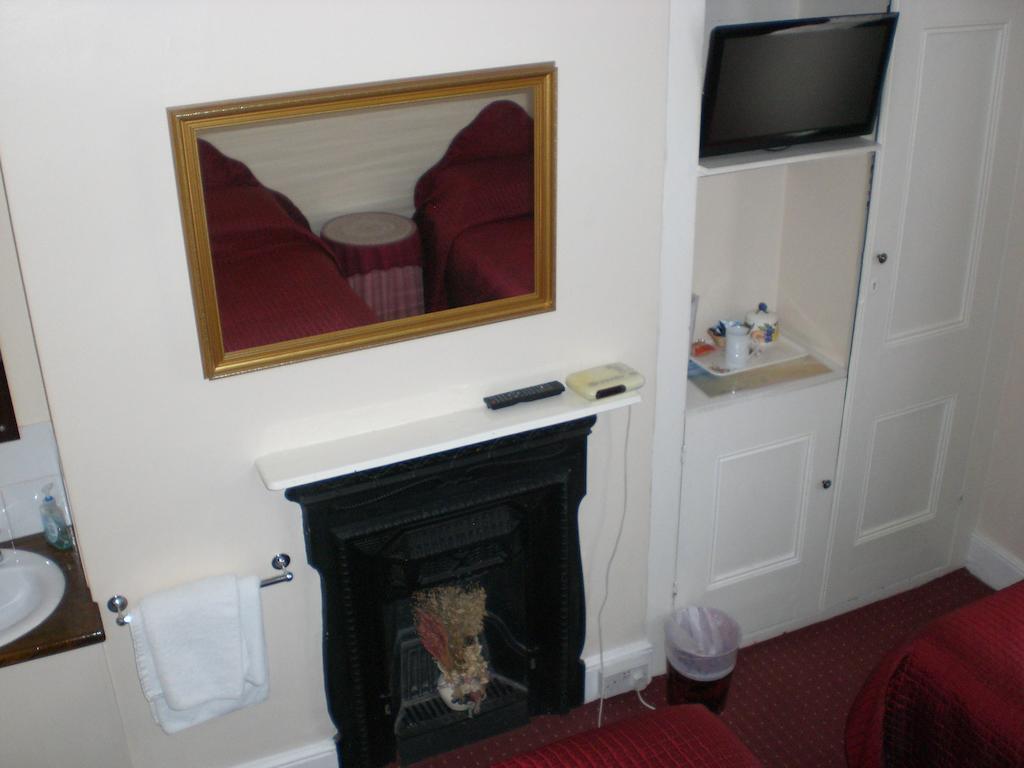 هورلي Melville Lodge Gatwick الغرفة الصورة