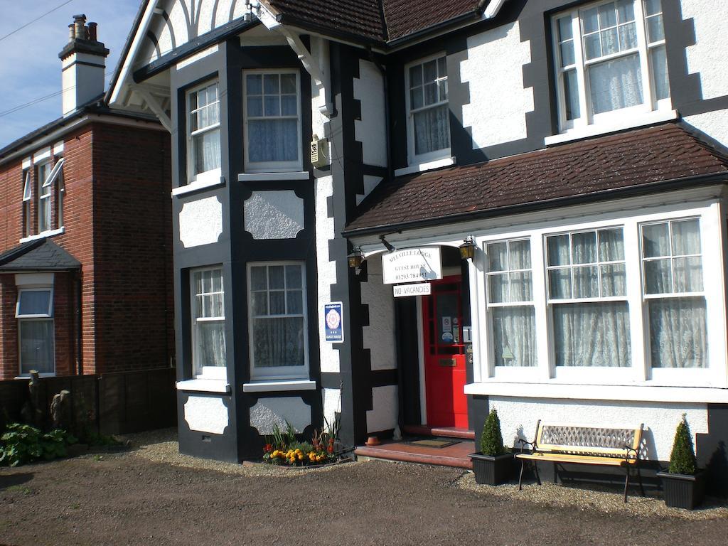 هورلي Melville Lodge Gatwick المظهر الخارجي الصورة